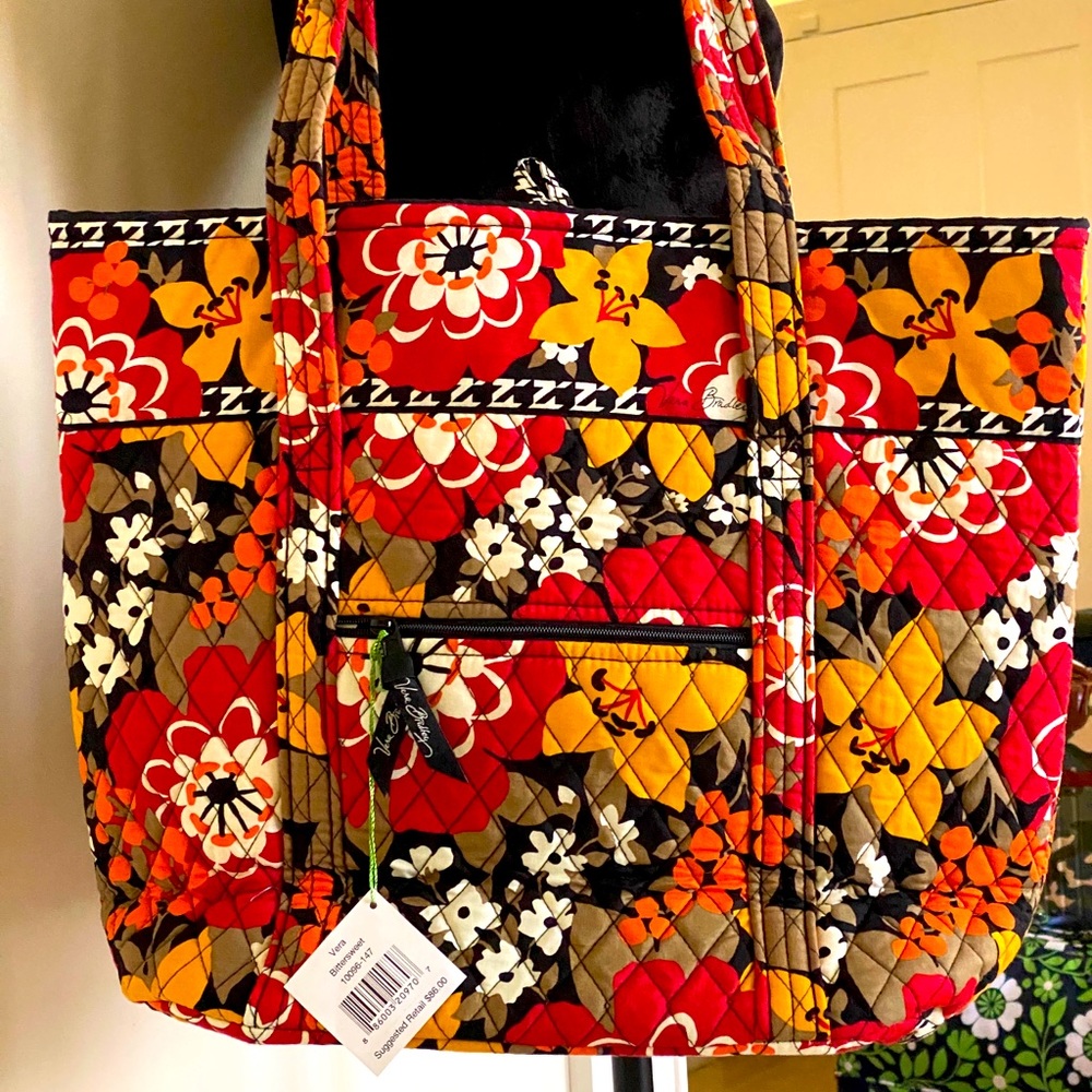 NWT Vera Tote in Bittersweet!